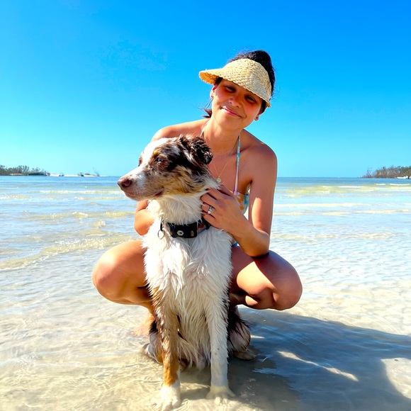 Meet Your Posher - Picture 4 of 6